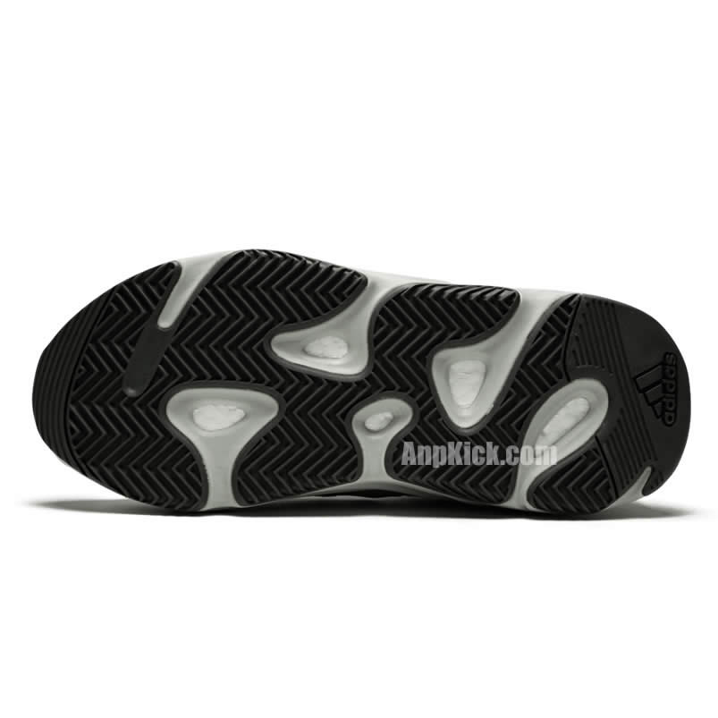 Adidas Yeezy 700 Salt Outfit Reflective Price Release Date Eg7487 (5) - www.newkick.org
