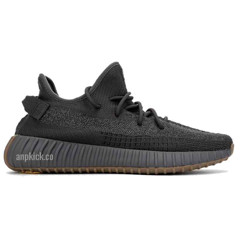 Adidas Yeezy Boost 350 V2 Cinder Reflective Releases Date Fy4176 (2) - www.newkick.org Adidas Yeezy Boost 350 V2 Cinder Reflective Releases Date Fy4176 (2) - www.newkick.org
