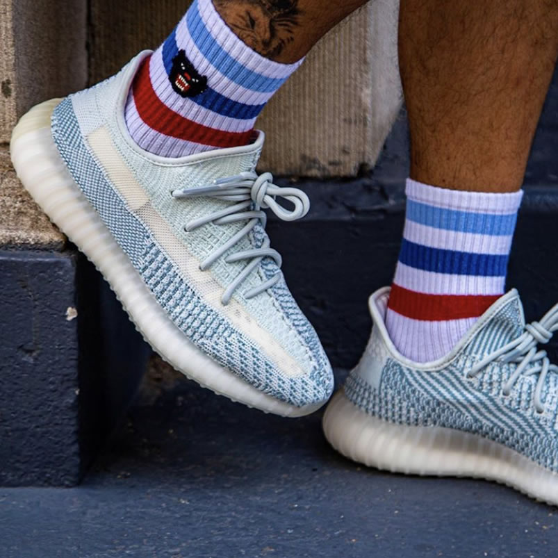 Adidas Yeezy Boost 350 V2 Cloud White Non Reflective On Feet Fw3043 (1) - www.newkick.org Adidas Yeezy Boost 350 V2 Cloud White Non Reflective On Feet Fw3043 (1) - www.newkick.org