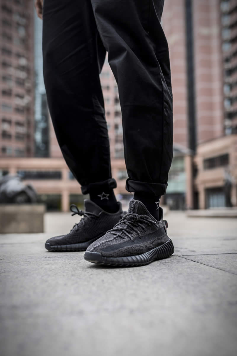 Adidas Yeezy Boost 350 V2 Black None Refective On Feet Fu9013 (1) - www.newkick.org