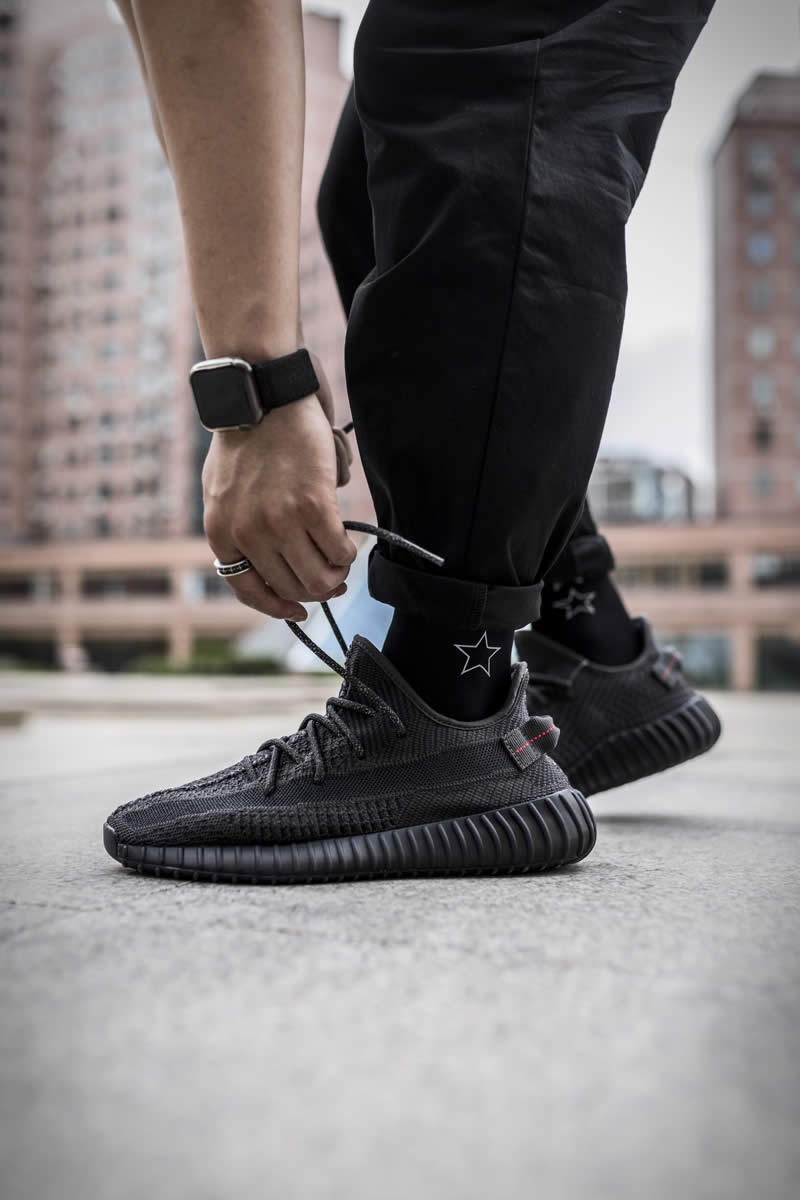 Adidas Yeezy Boost 350 V2 Black None Refective On Feet Fu9013 (2) - www.newkick.org