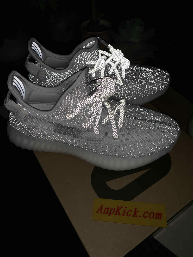 Adidas Yeezy Boost 350 V2 Static Reflective 3m Image Outfits Ef2367 (3) - www.newkick.org