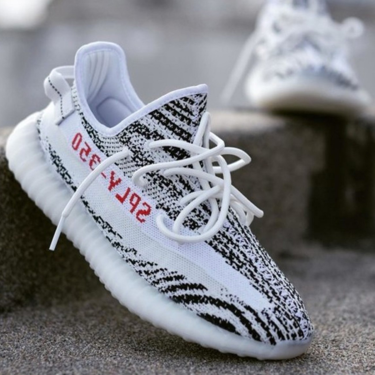 Adidas Yeezy Boost 350 V2 Zebra Cp9654 Outfit 2018 Release Date (6) - www.newkick.org