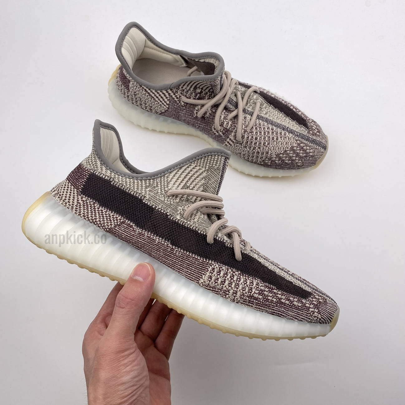 Adidas Yeezy Boost 350 V2 Zyon Fz1267 New Pics Release Date (8) - www.newkick.org Adidas Yeezy Boost 350 V2 Zyon Fz1267 New Pics Release Date (8) - www.newkick.org