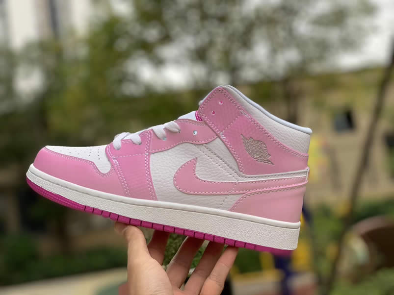 Air Jordan 1 Retro Custom Mid Gs Womens Pink Light Bone Chameleon 555112 Id (12) - www.newkick.org Air Jordan 1 Retro Custom Mid Gs Womens Pink Light Bone Chameleon 555112 Id (12) - www.newkick.org