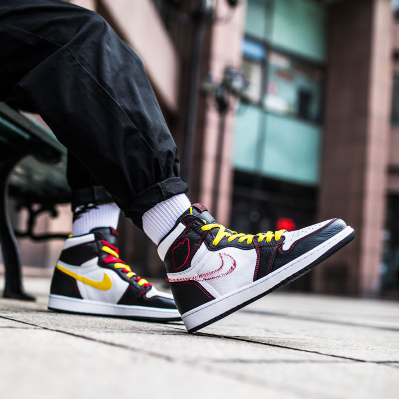 Air Jordan 1 Retro High Og Defiant Tour Dynamic Yellow On Feet Cd6579 071 (2) - www.newkick.org