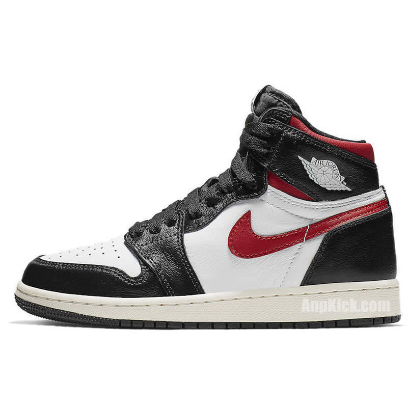 Air Jordan 1 Retro High Og Gym Red Black White 555088 061 (1) - www.newkick.org