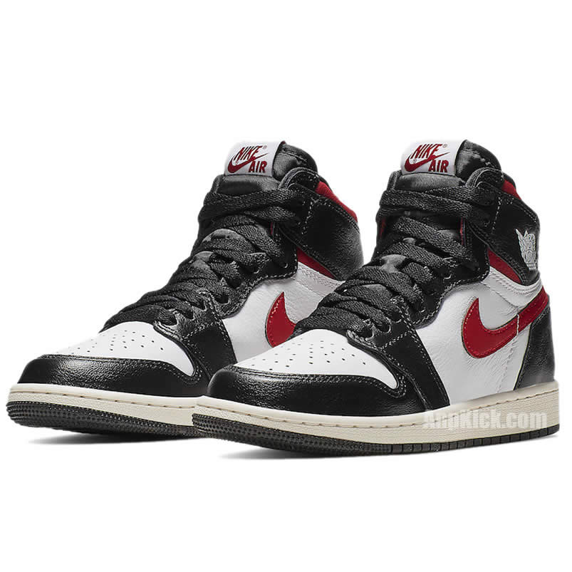 Air Jordan 1 Retro High Og Gym Red Black White 555088 061 (3) - www.newkick.org