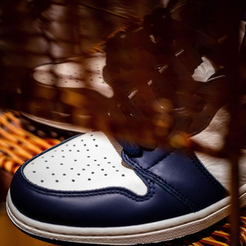 Air Jordan 1 Retro High Og Obsidian University Blue Unc 555088 140 (10) - www.newkick.org Air Jordan 1 Retro High Og Obsidian University Blue Unc 555088 140 (10) - www.newkick.org