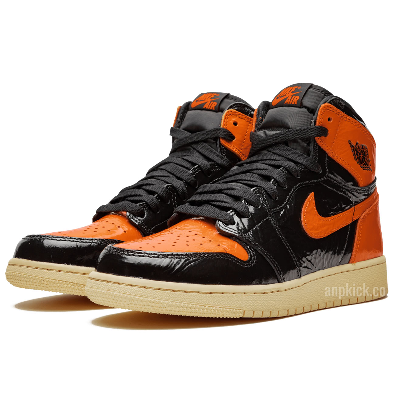 Air Jordan 1 Retro High Og Shattered Backboard 3.0 Mens Gs Black Pale Vanilla Starfish 555088 028 (2) - www.newkick.org Air Jordan 1 Retro High Og Shattered Backboard 3.0 Mens Gs Black Pale Vanilla Starfish 555088 028 (2) - www.newkick.org