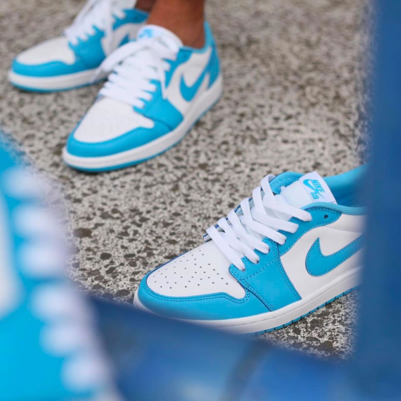 Nike Sb Air Jordan 1 Low Unc Blue On Feet (6) - www.newkick.org