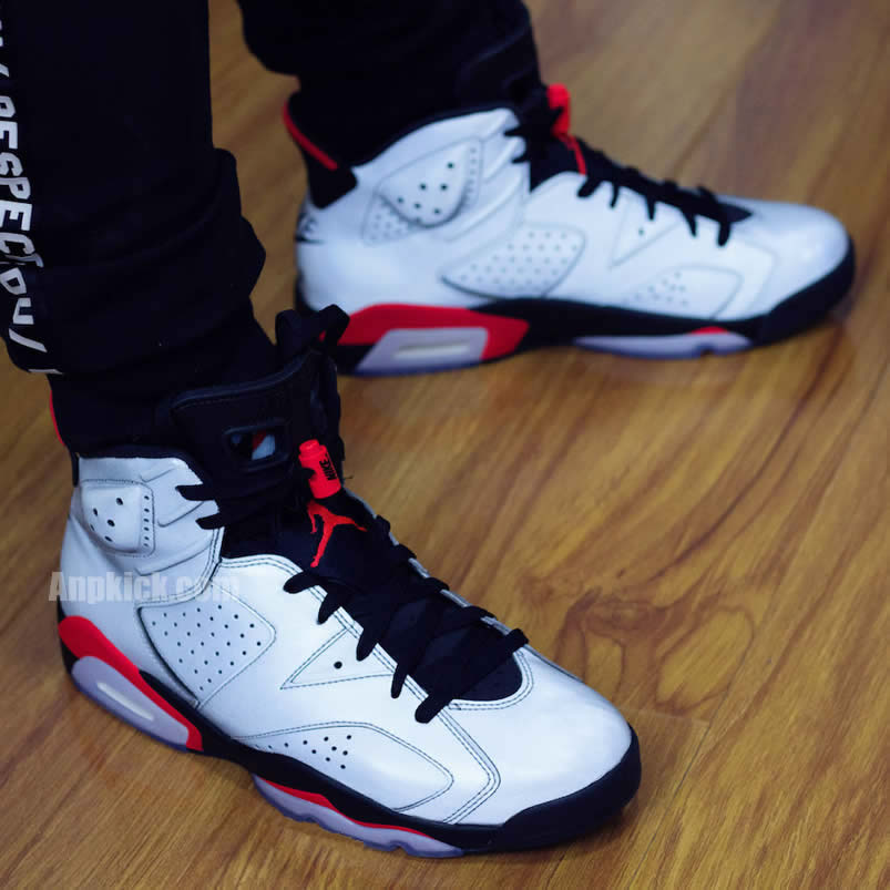 Air Jordan 6 Jsp 3m Reflective Silver Bugs Bunny Infrared Ci4072 001 On Feet (1) - www.newkick.org