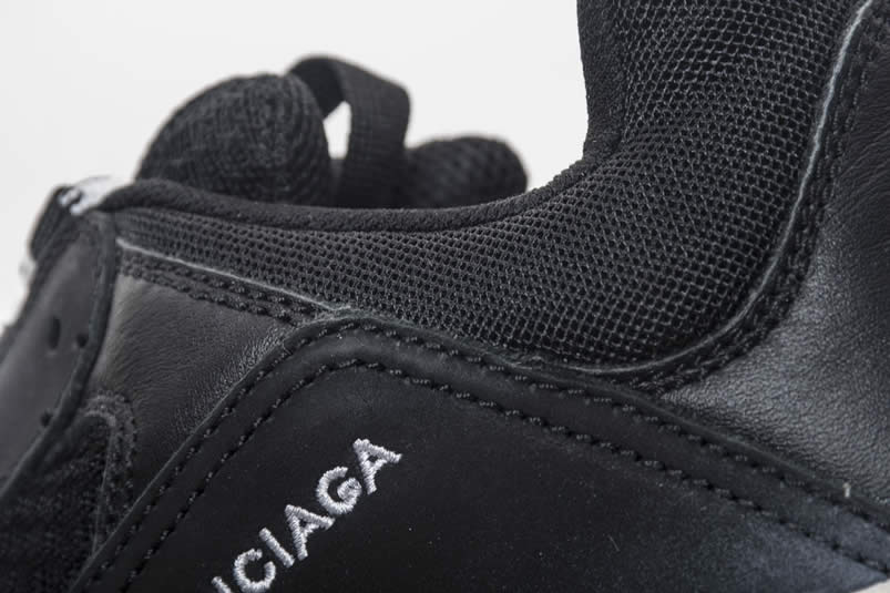 Balenciaga Triple S Sneakers Black Red Shoes 483513w06e1 1000 (19) - www.newkick.org