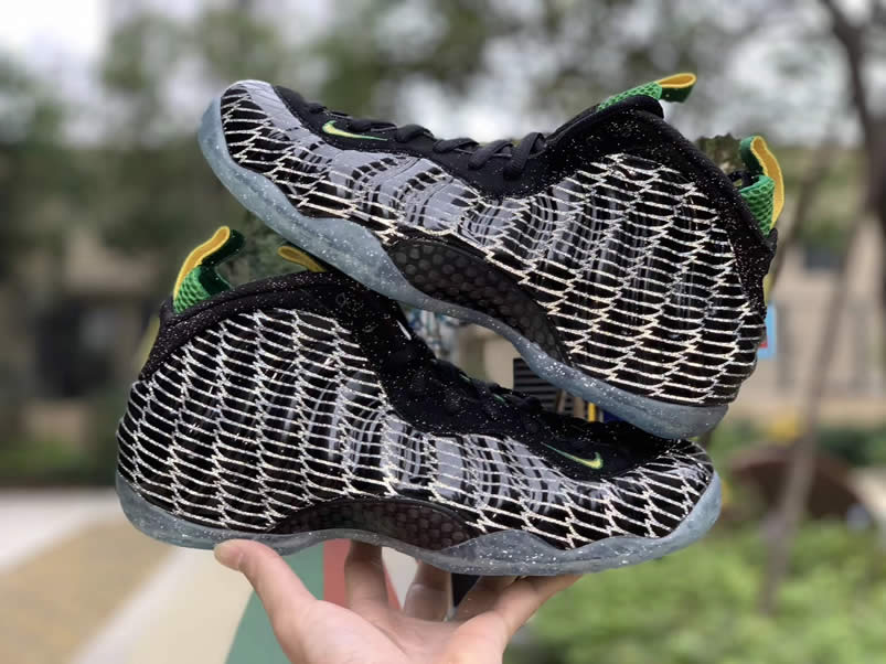 Nike Air Foamposite One Prm Uo Qs Image Oregon Ducks For Sale 652110 00 (7) - www.newkick.org Nike Air Foamposite One Prm Uo Qs Image Oregon Ducks For Sale 652110 00 (7) - www.newkick.org