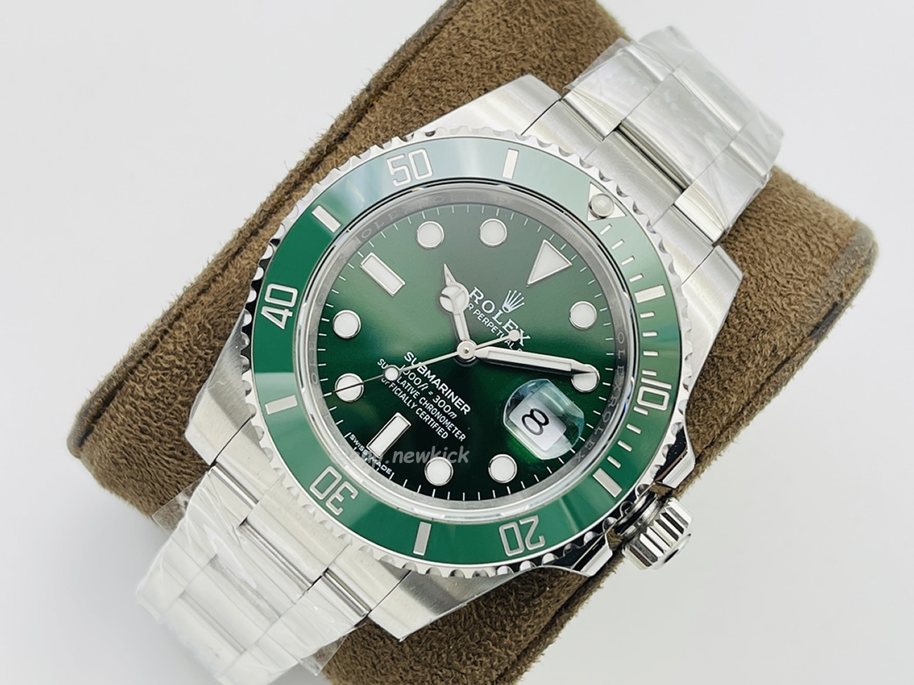Rolex Submariner Royal Blue Hulk Black 126618lb (15) - www.newkick.org