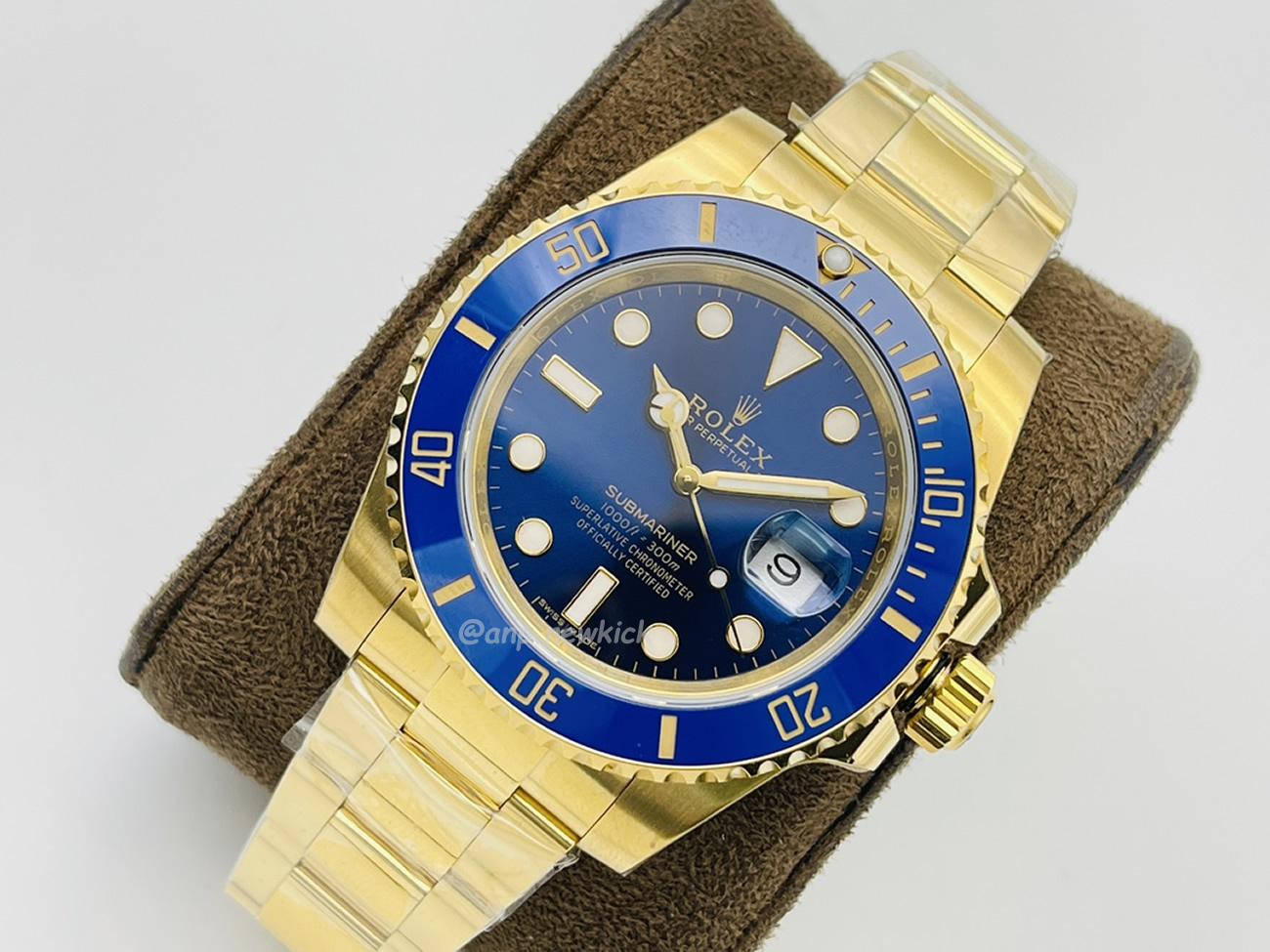 Rolex Submariner Royal Blue Hulk Black 126618lb (38) - www.newkick.org