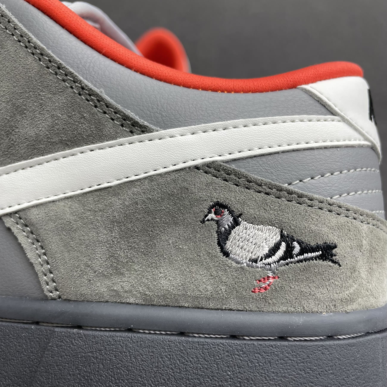 Nike Sb Dunk Low Staple Nyc Pigeon 304292 011 (9) - www.newkick.org