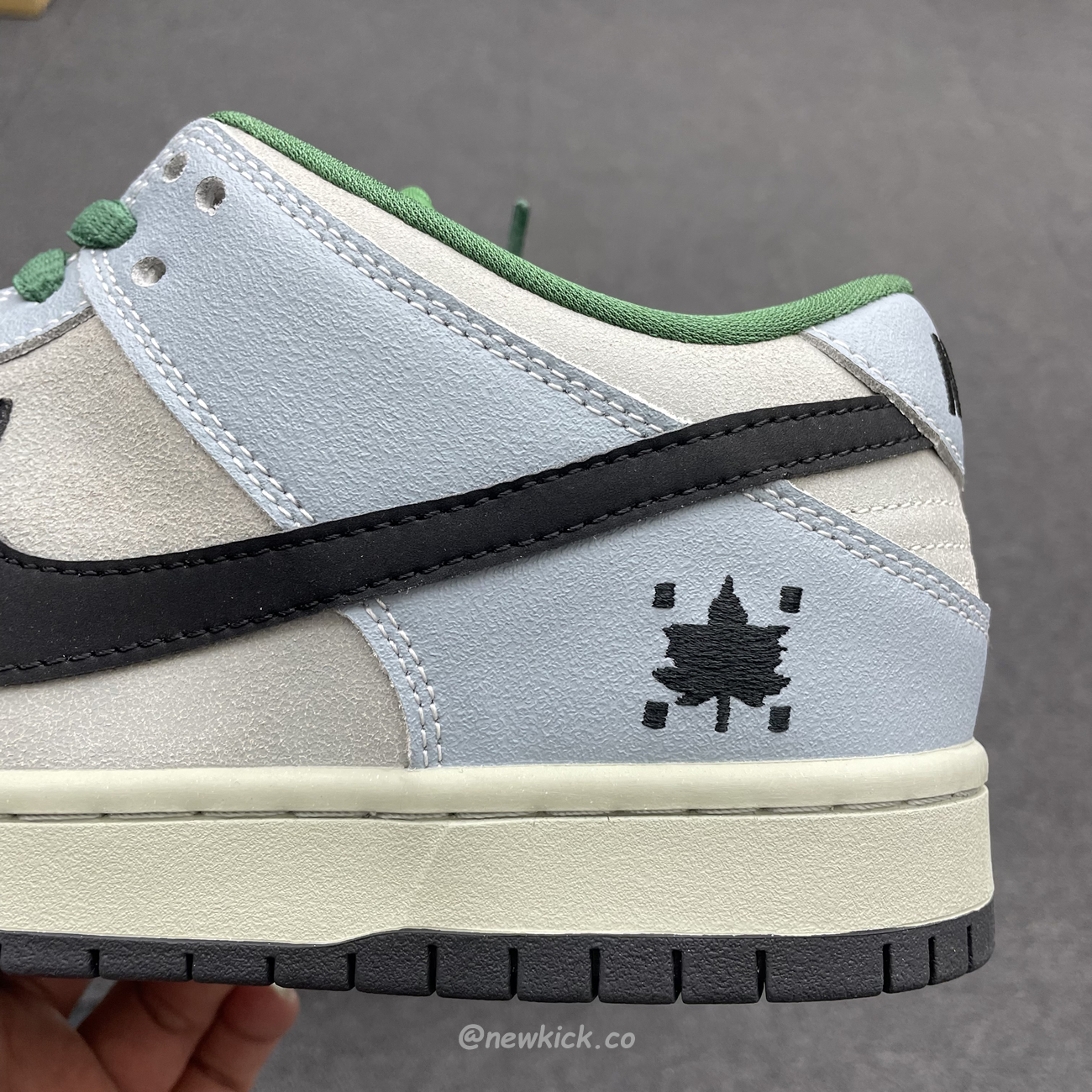 Nike Sb Dunk Low Maple Leaf Central Park 313170 021 (10) - www.newkick.org
