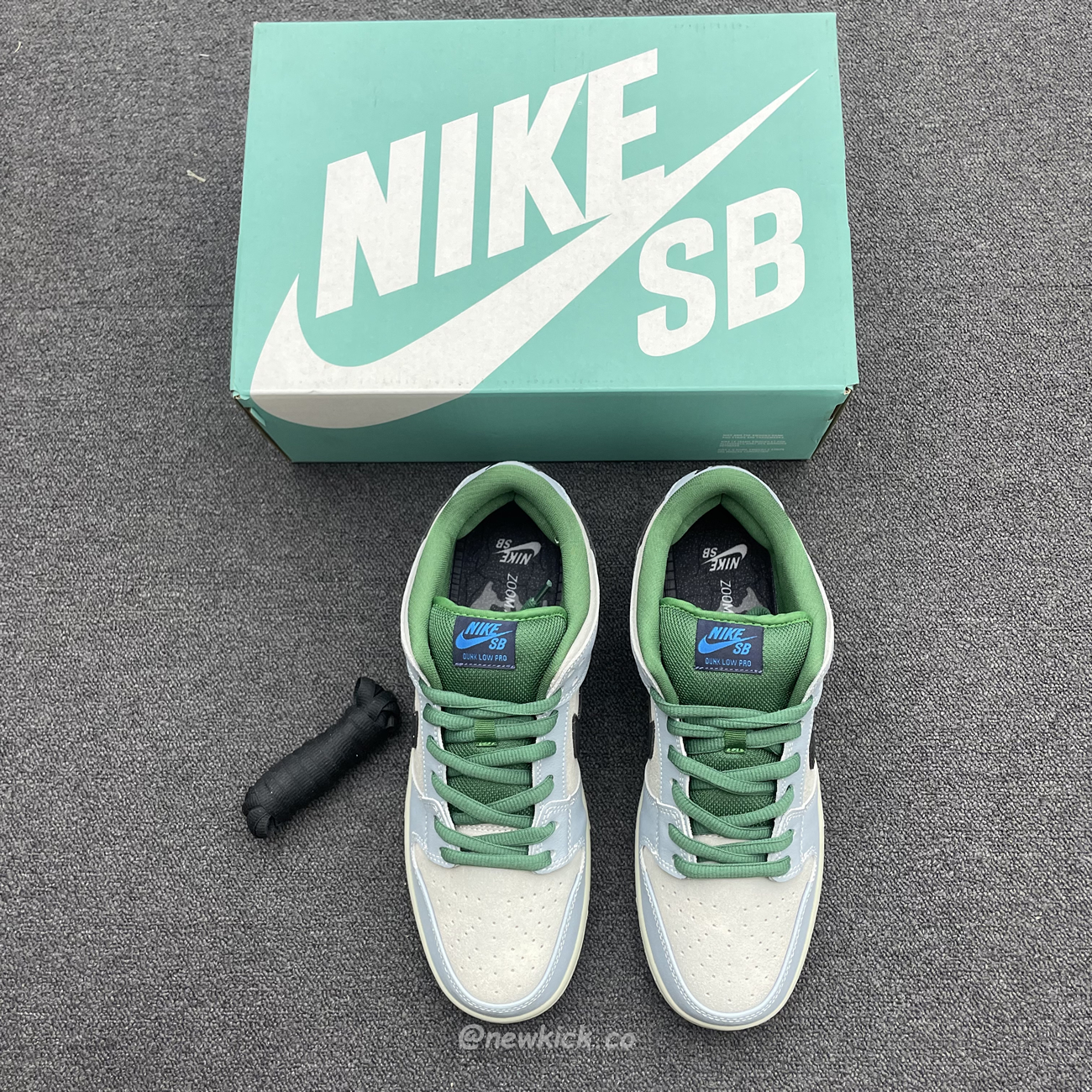 Nike Sb Dunk Low Maple Leaf Central Park 313170 021 (14) - www.newkick.org