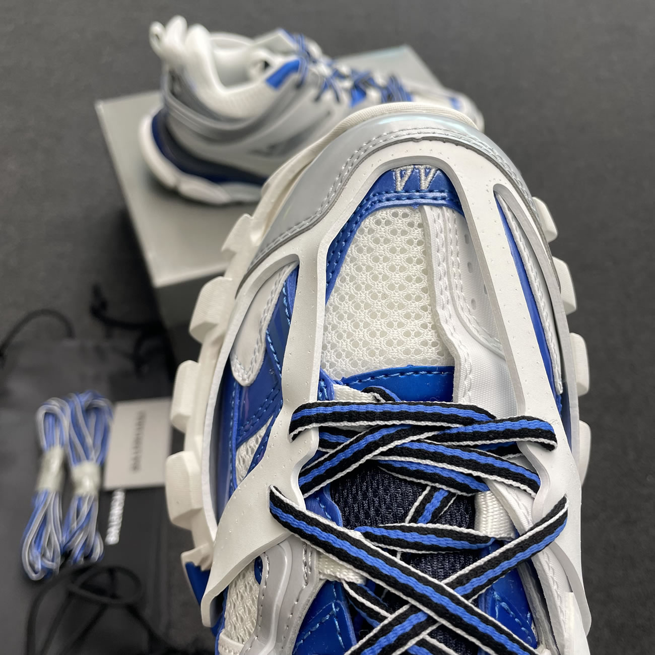 Balenciaga Track White Blue 542023w2fs99051 (6) - www.newkick.org Balenciaga Track White Blue 542023w2fs99051 (6) - www.newkick.org