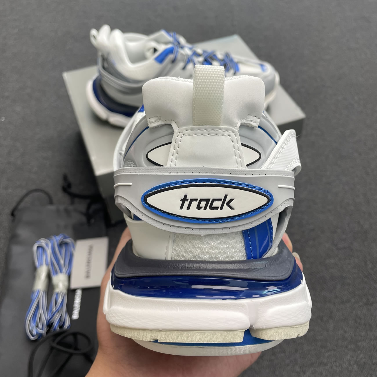 Balenciaga Track White Blue 542023w2fs99051 (2) - www.newkick.org