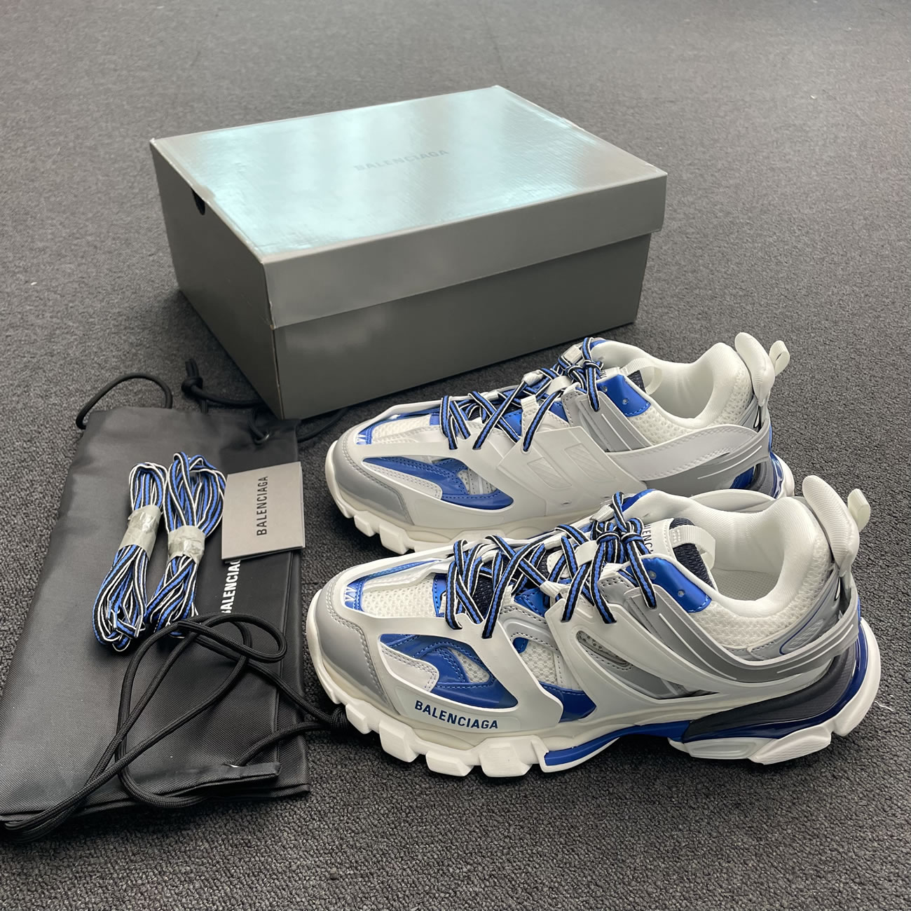 Balenciaga Track White Blue 542023w2fs99051 (5) - www.newkick.org