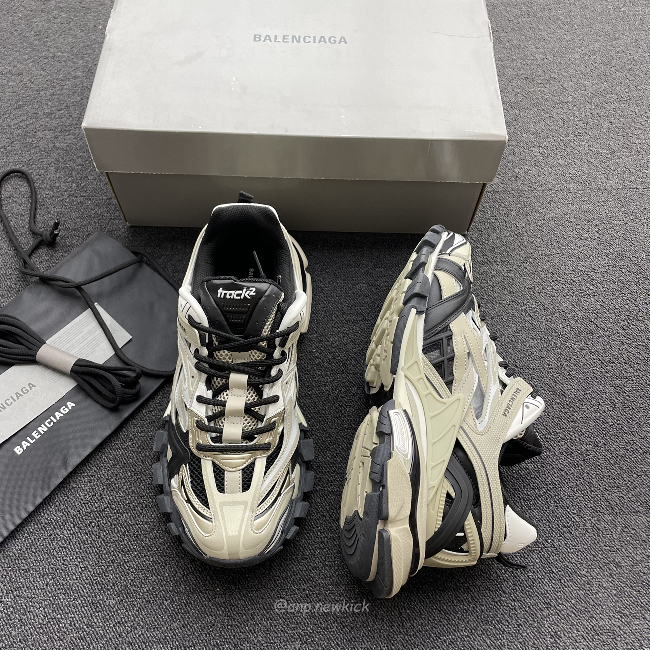 Balenciaga Track.2 Beige Black 568614w2gn38071 (12) - www.newkick.org