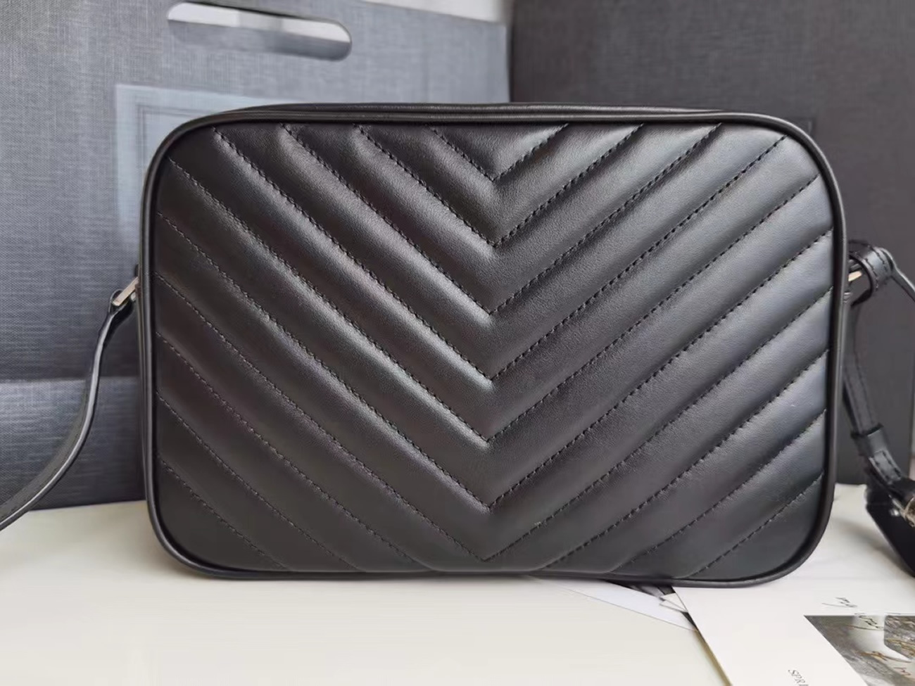 Saint Laurent Lou Crossbody Bag Quilted Black 612544dv7041242 (7) - www.newkick.org