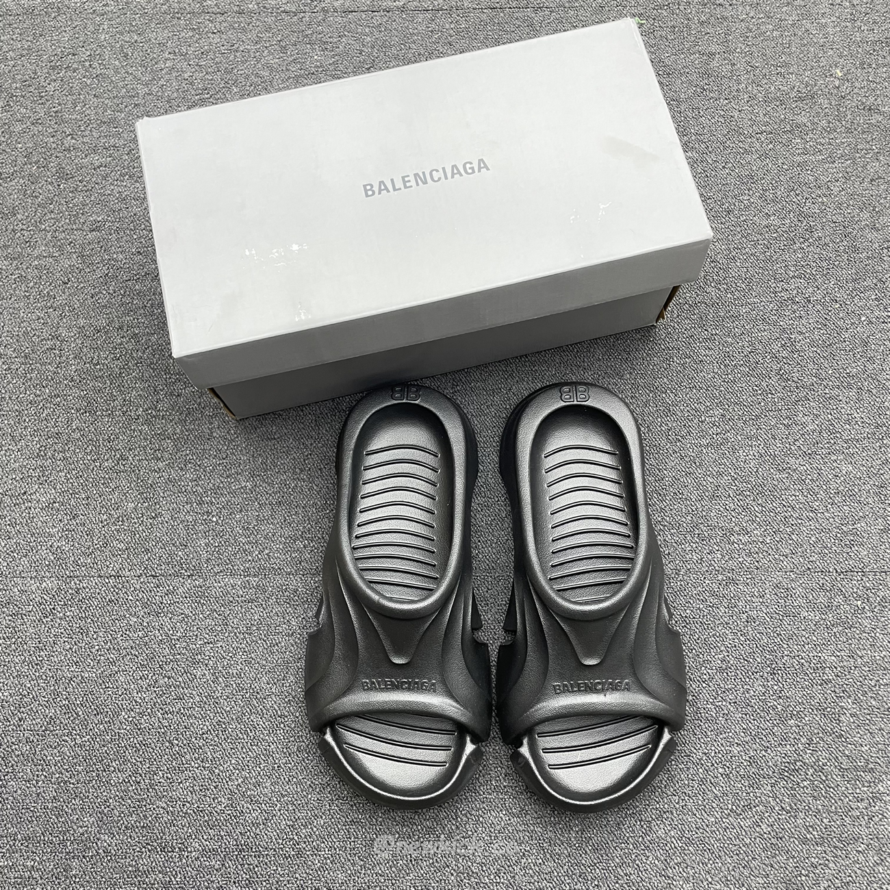 Balenciaga Mold Slide Sandal Black Beige 653874w3ce21000 (20) - www.newkick.org Balenciaga Mold Slide Sandal Black Beige 653874w3ce21000 (20) - www.newkick.org