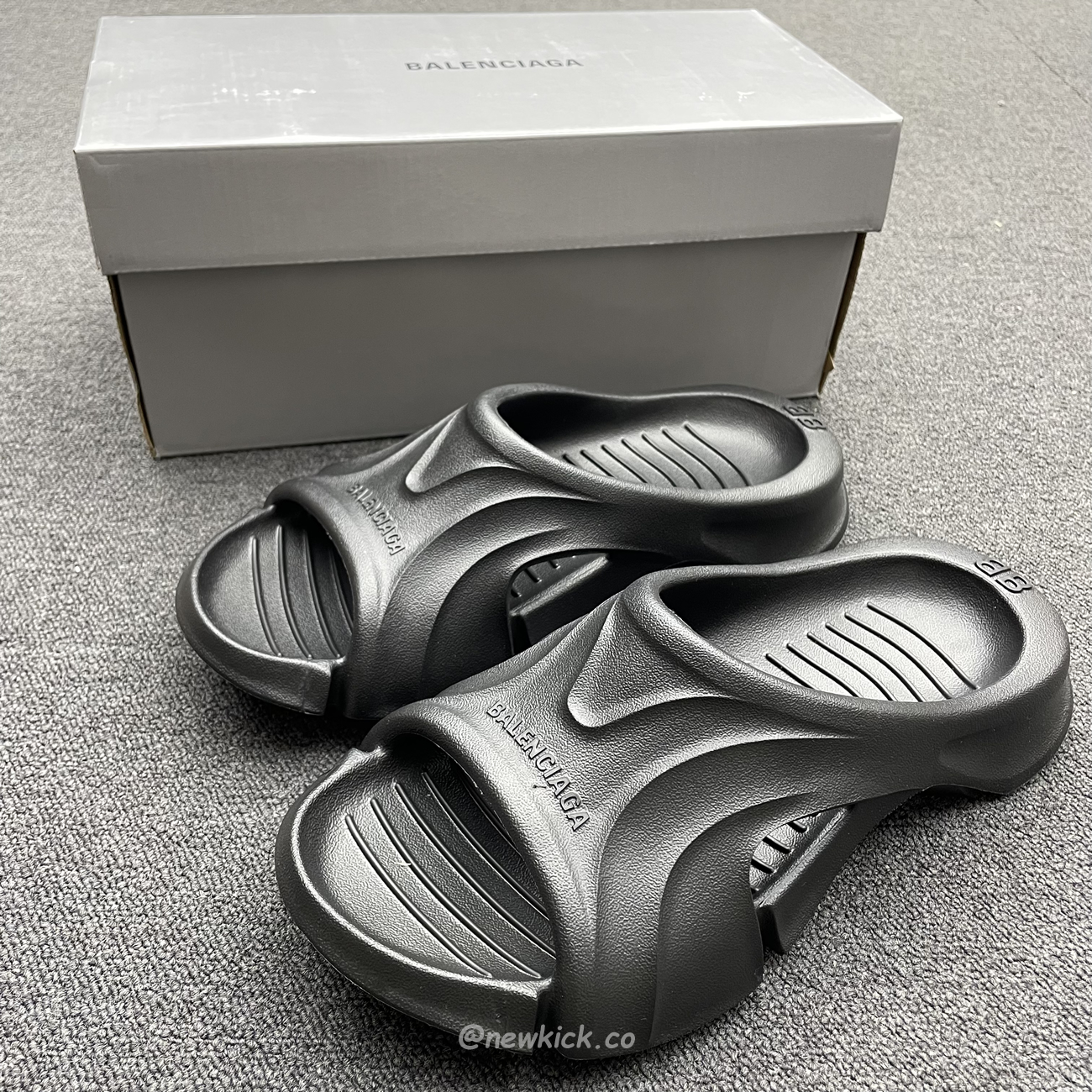 Balenciaga Mold Slide Sandal Black Beige 653874w3ce21000 (6) - www.newkick.org Balenciaga Mold Slide Sandal Black Beige 653874w3ce21000 (6) - www.newkick.org