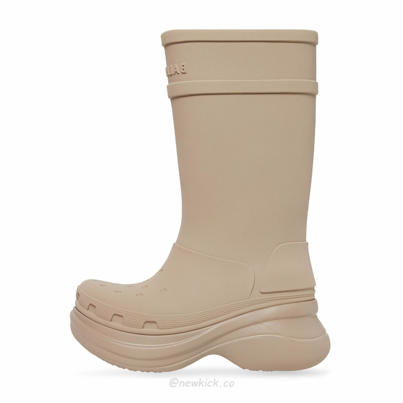 Balenciaga X Crocs Boot Black White Green Bright Pink Beige Rubber 677388w1s8e1000 (36) - www.newkick.org Balenciaga X Crocs Boot Black White Green Bright Pink Beige Rubber 677388w1s8e1000 (36) - www.newkick.org