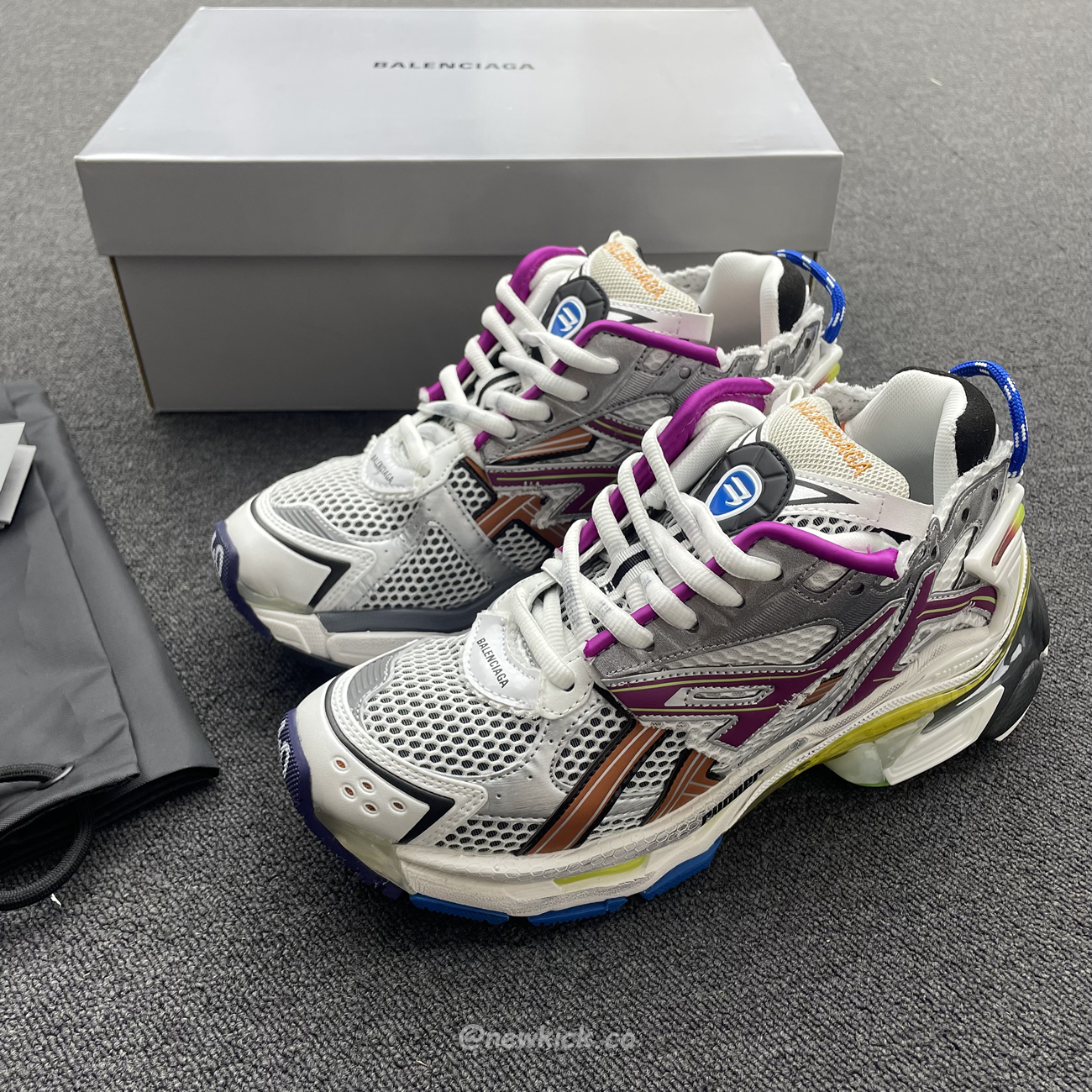 Balenciaga Runner Multicolor 677403w3rb68123 (11) - www.newkick.org
