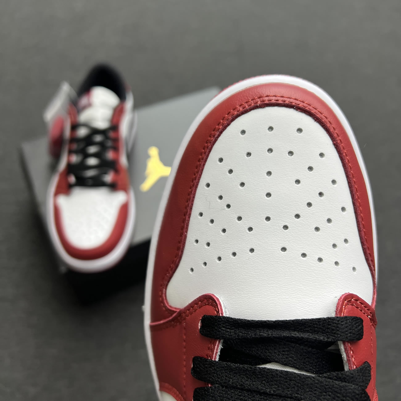 Jordan 1 Retro Low Chicago 2016 705329 600 (3) - www.newkick.org Jordan 1 Retro Low Chicago 2016 705329 600 (3) - www.newkick.org