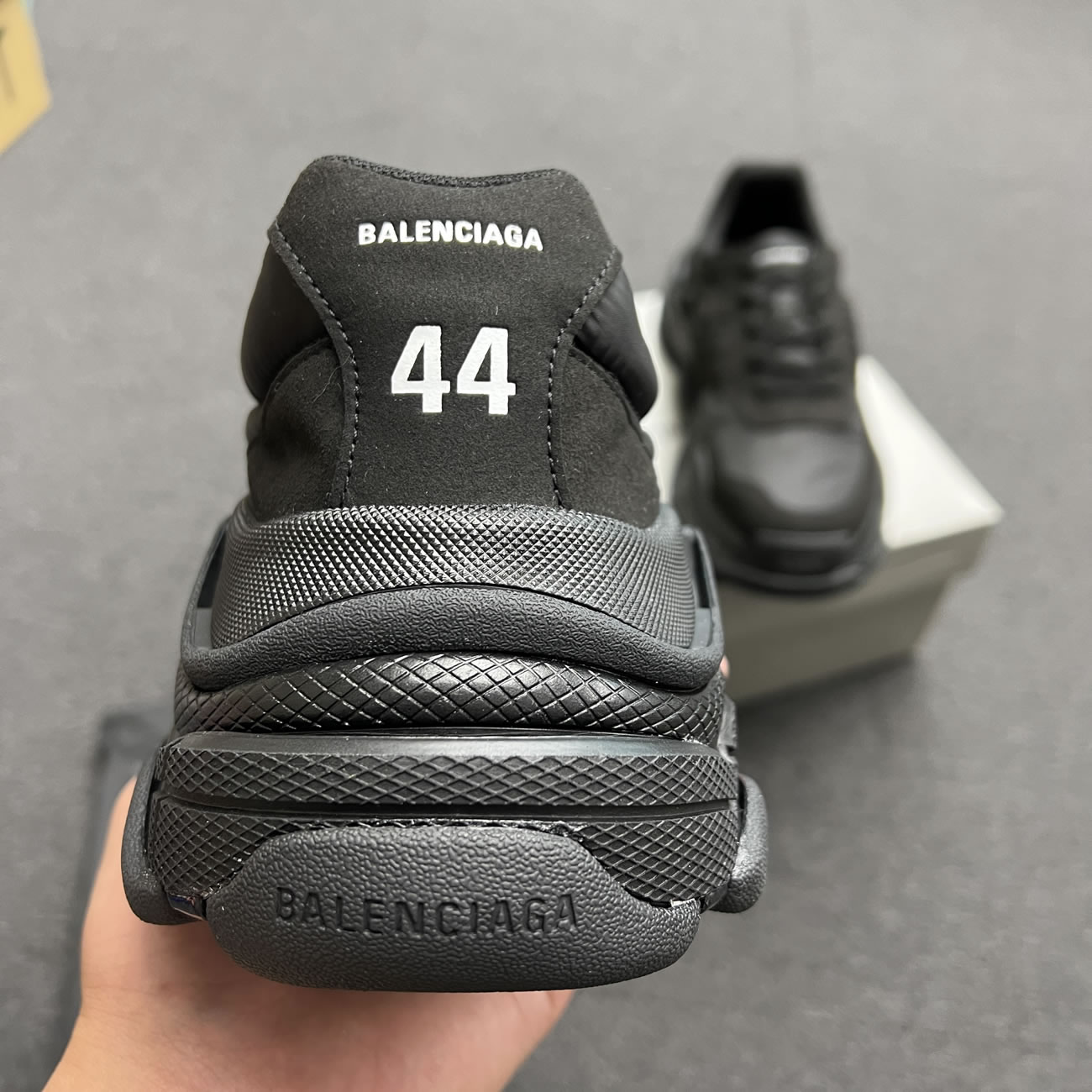 Balenciaga Triple S Nylon Black Bule 710157 W3cu1 1000 (2) - www.newkick.org Balenciaga Triple S Nylon Black Bule 710157 W3cu1 1000 (2) - www.newkick.org