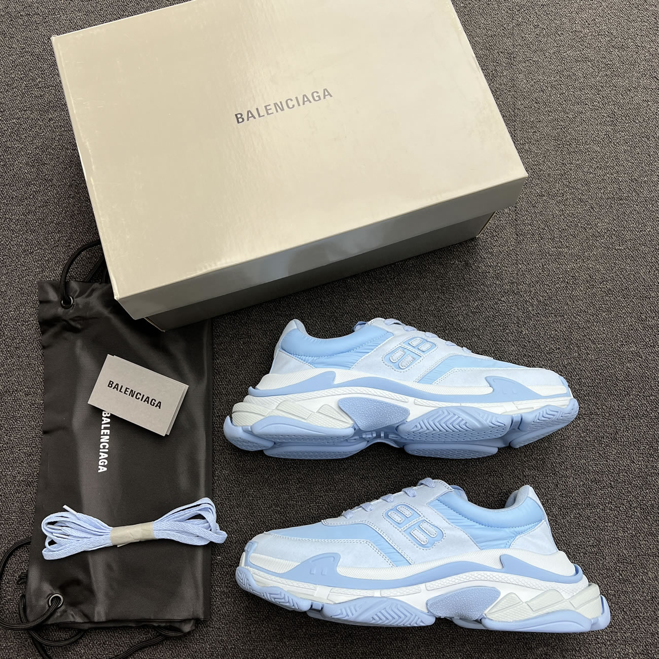 Balenciaga Triple S Nylon Black Bule 710157 W3cu1 1000 (8) - www.newkick.org Balenciaga Triple S Nylon Black Bule 710157 W3cu1 1000 (8) - www.newkick.org