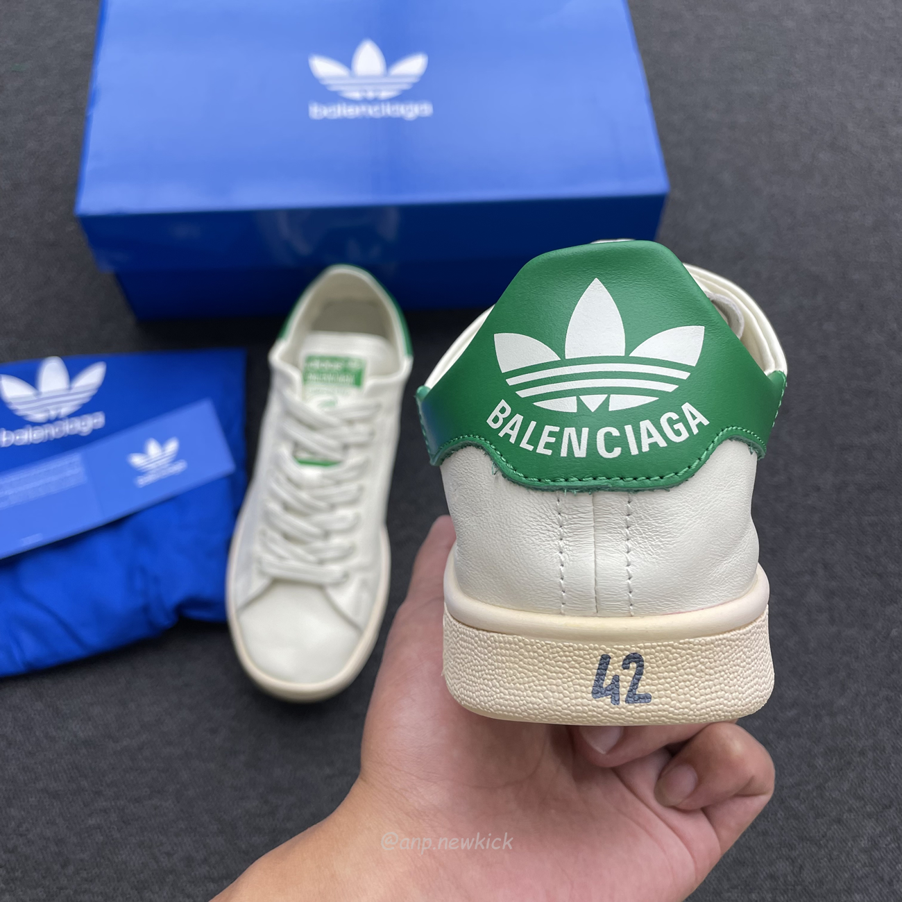 Adidas X Balenciaga Stan Smith Worn Out Off White Green 721835 Wbdv4 9703 (2) - www.newkick.org Adidas X Balenciaga Stan Smith Worn Out Off White Green 721835 Wbdv4 9703 (2) - www.newkick.org