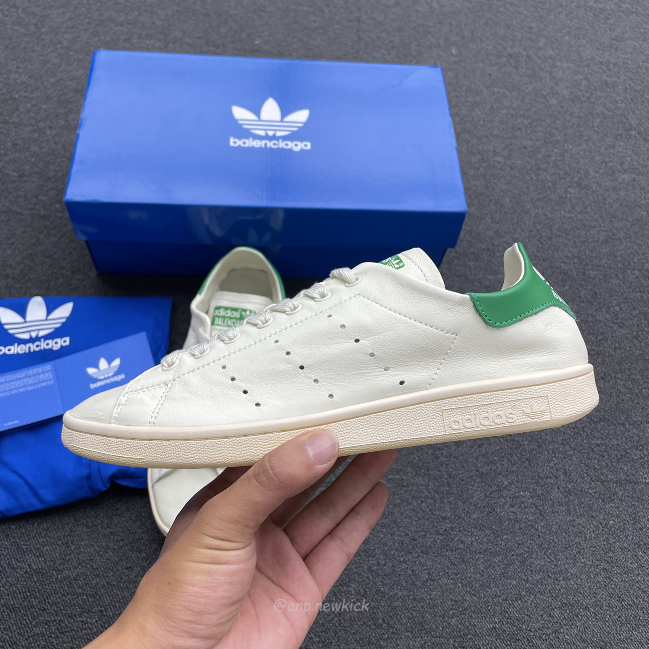 Adidas X Balenciaga Stan Smith Worn Out Off White Green 721835 Wbdv4 9703 (6) - www.newkick.org Adidas X Balenciaga Stan Smith Worn Out Off White Green 721835 Wbdv4 9703 (6) - www.newkick.org