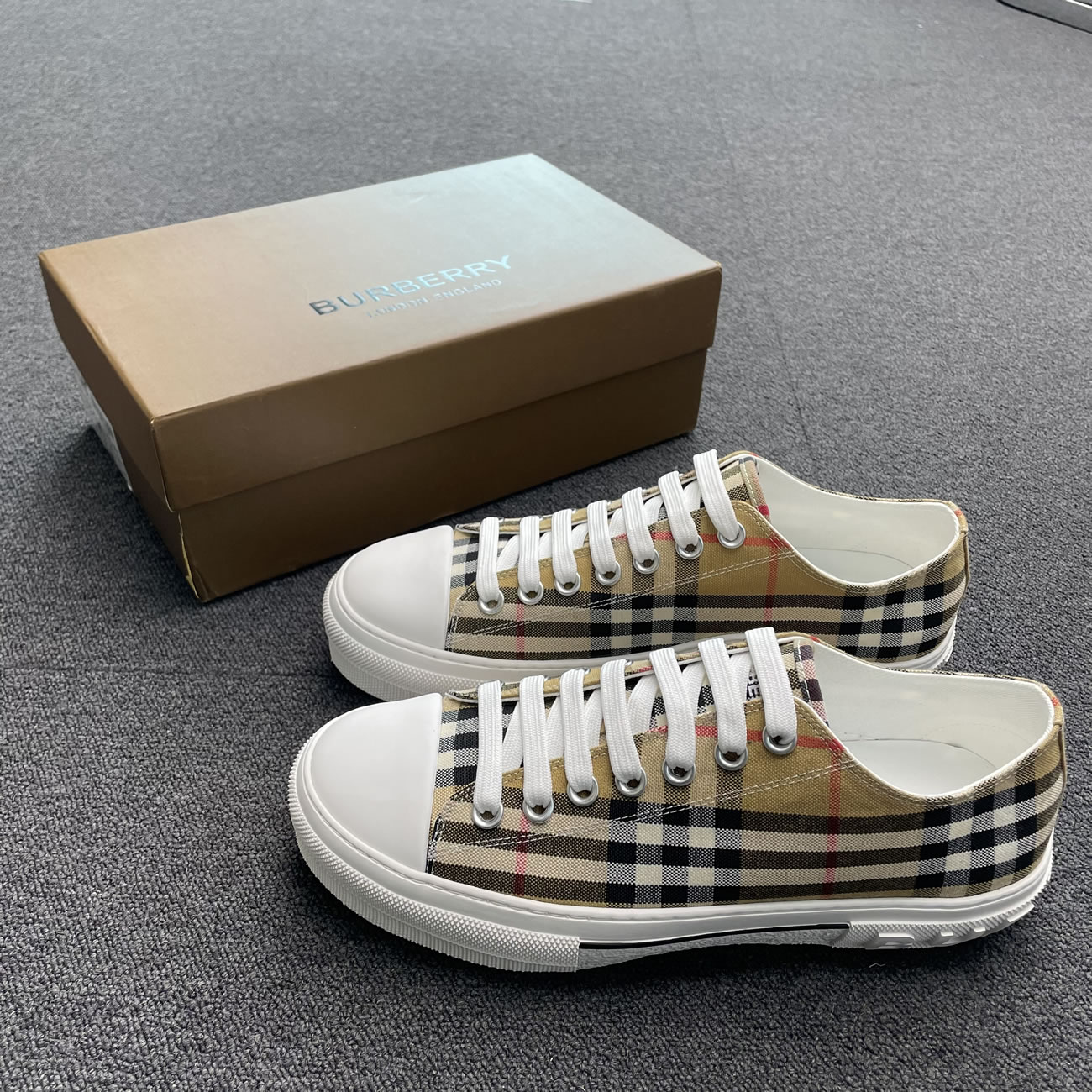 Burberry Vintage Check Cotton Sneakers Archive Beige White W 80505061 (10) - www.newkick.org