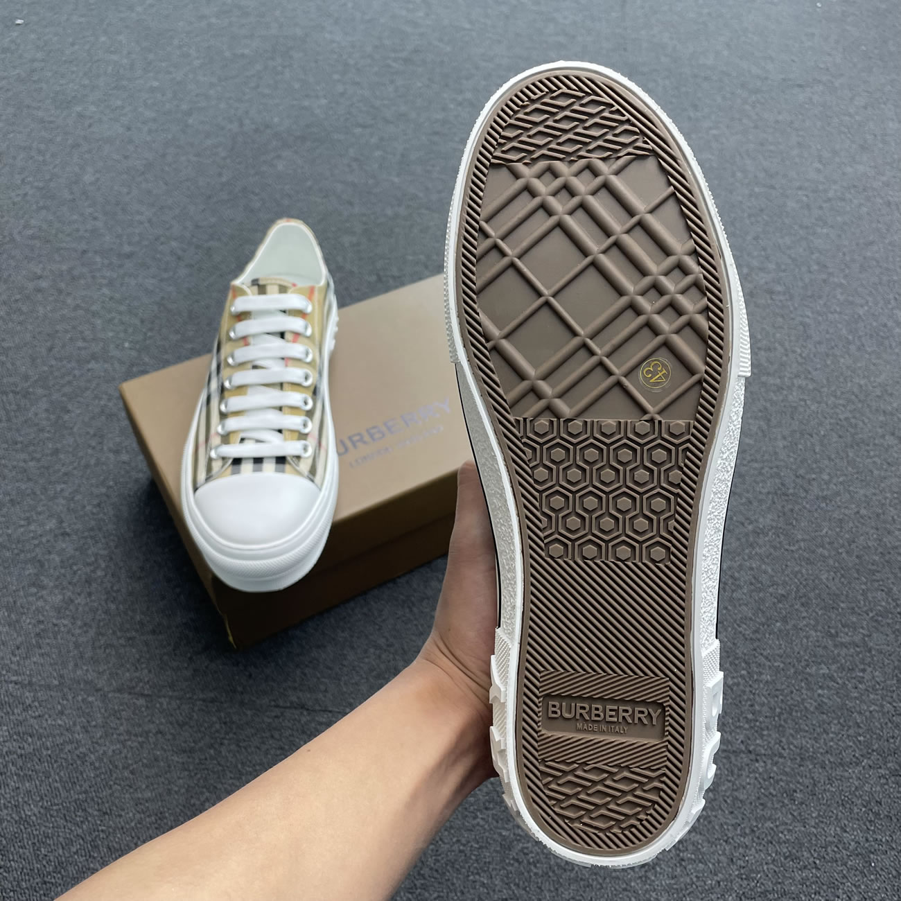 Burberry Vintage Check Cotton Sneakers Archive Beige White W 80505061 (2) - www.newkick.org