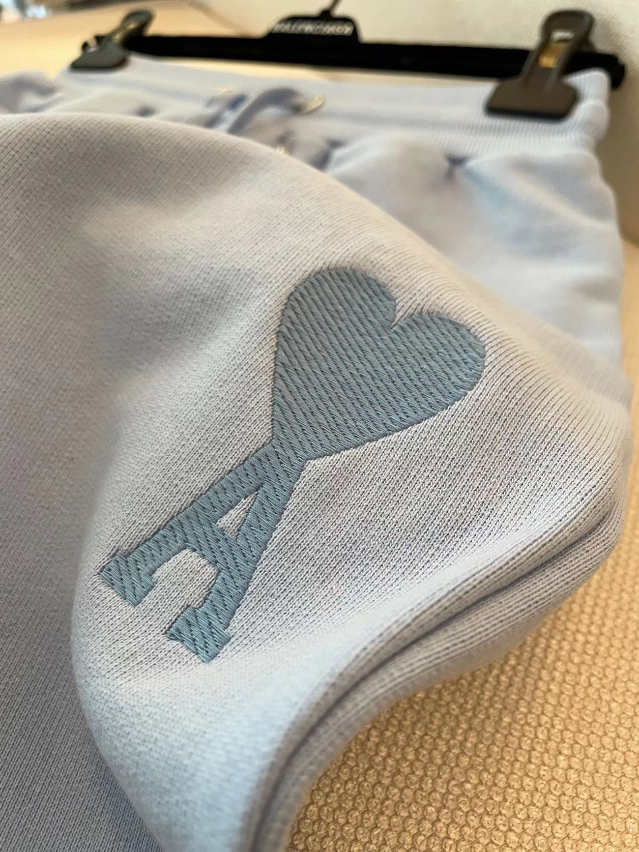 Ami Paris Logo Embroidered Sports Shorts (10) - www.newkick.org