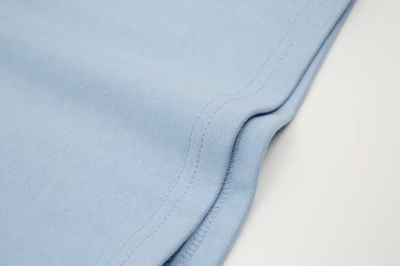 Ami Paris Logo Embroidered Sports Shorts (14) - www.newkick.org