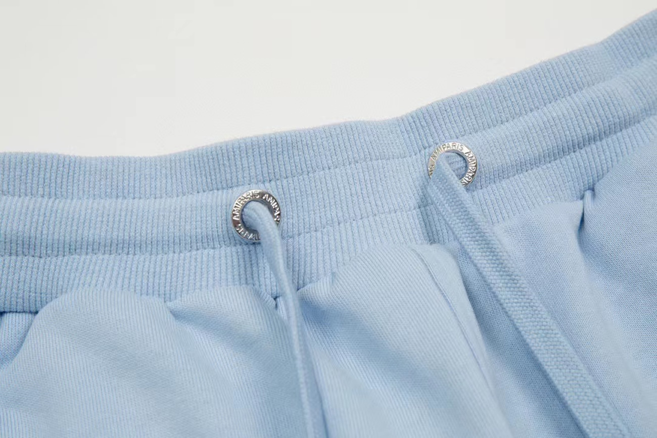 Ami Paris Logo Embroidered Sports Shorts (3) - www.newkick.org