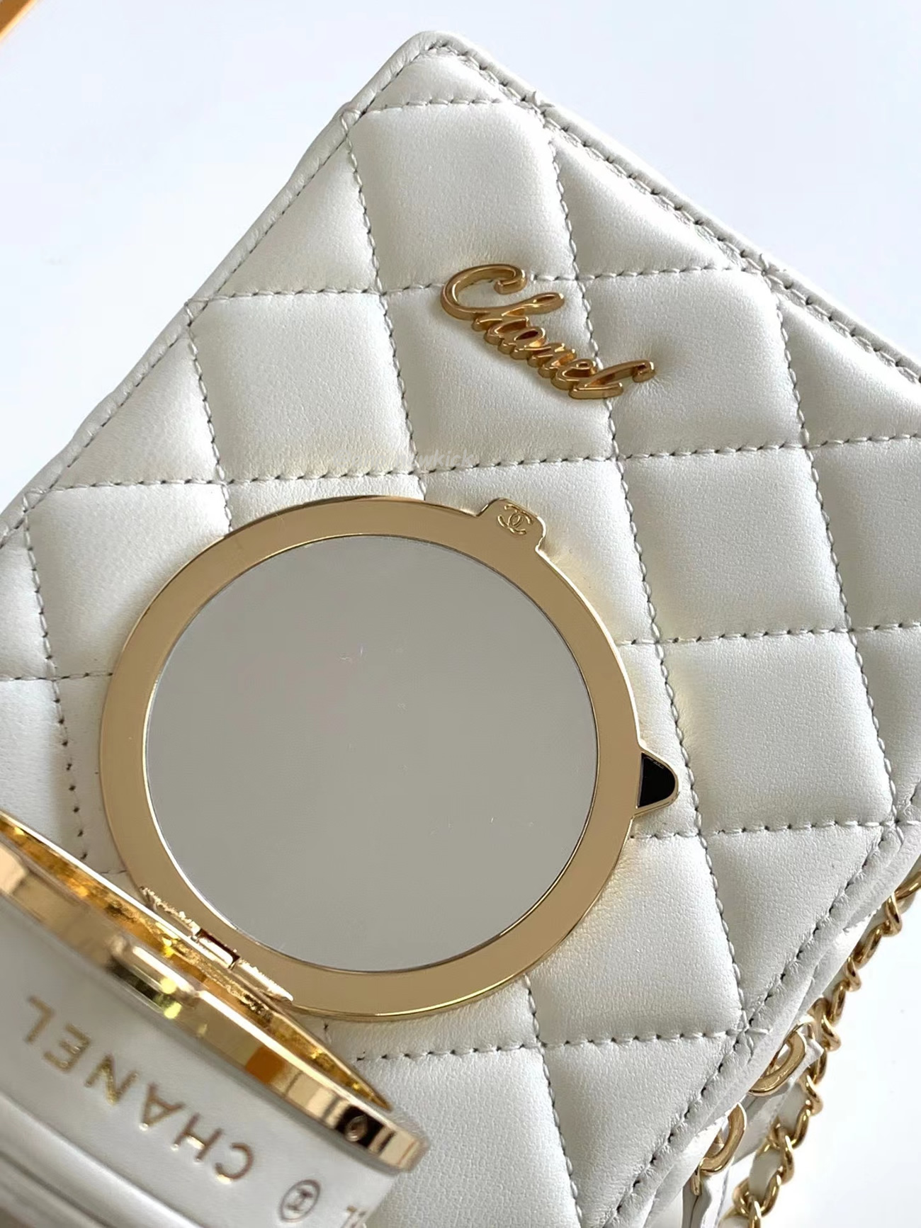 Chanel Camera Bag Lambskin White As4817 B16255 10601 (9) - www.newkick.org Chanel Camera Bag Lambskin White As4817 B16255 10601 (9) - www.newkick.org