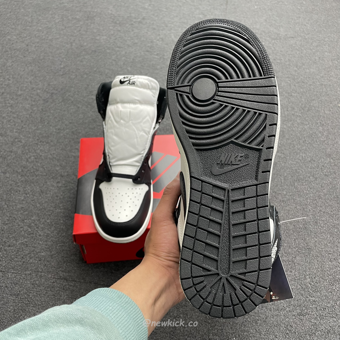 Air Jordan 1 Retro High 85 Black White 2023 Bq4422 001 (10) - www.newkick.org