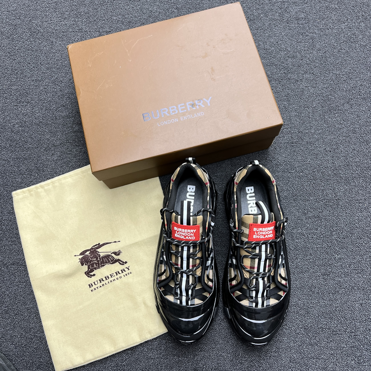 Burberry Vintage Check Cotton Arthur Black (7) - www.newkick.org Burberry Vintage Check Cotton Arthur Black (7) - www.newkick.org