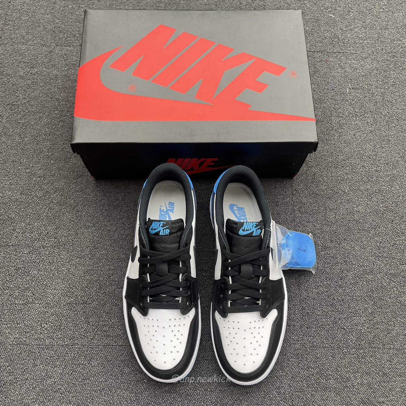 Air Jordan 1 Retro Low Og Black Dark Powder Blue Cz0790 104 (2) - www.newkick.org