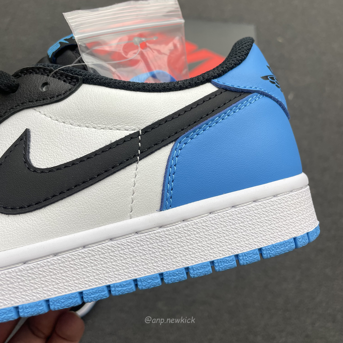 Air Jordan 1 Retro Low Og Black Dark Powder Blue Cz0790 104 (3) - www.newkick.org