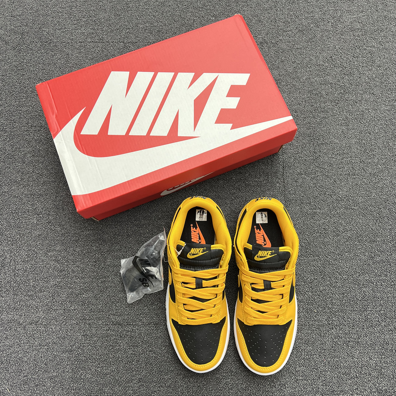 Nike Dunk Low Championship Goldenrod 2021 Dd1391 004 (12) - www.newkick.org