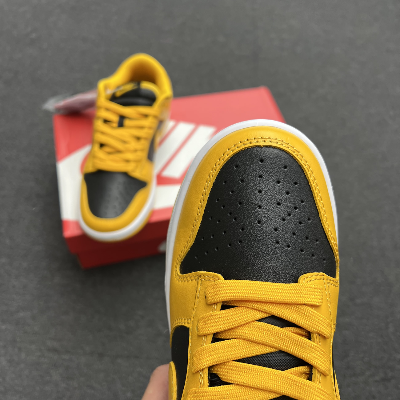 Nike Dunk Low Championship Goldenrod 2021 Dd1391 004 (7) - www.newkick.org