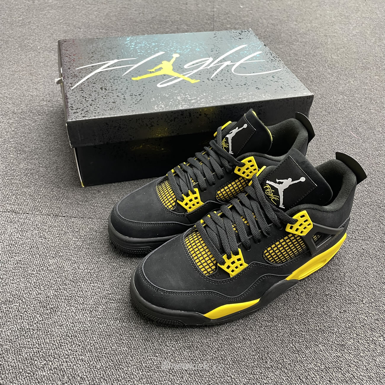 Air Jordan 4 Thunder 2023 Dh6927 017 (20) - www.newkick.org